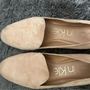 Calvin Klein Orabela size 8 gently worn suede loafer